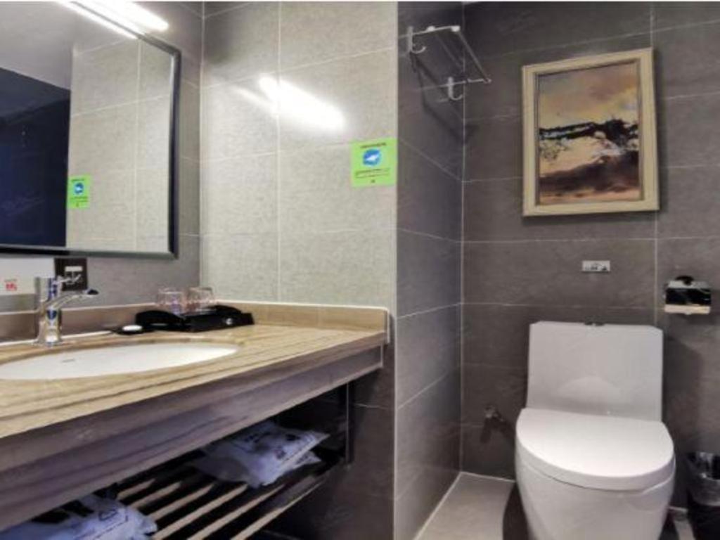 T Social Hotel Guangzhou Railway Station Branch Exteriér fotografie